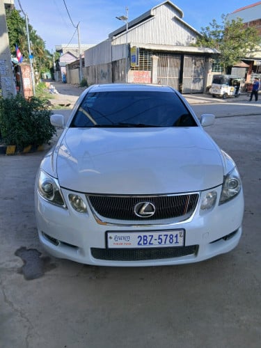 ឡានលក់ ឡានខ្ញុំប្រើផ្ទាល់ ឆ្នាំ2006 ពណ៌គុជខ្យង លក់តំលៃ14500$ចរចា081478080