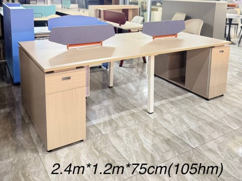 តុបុគ្គលឹក 4នាក់