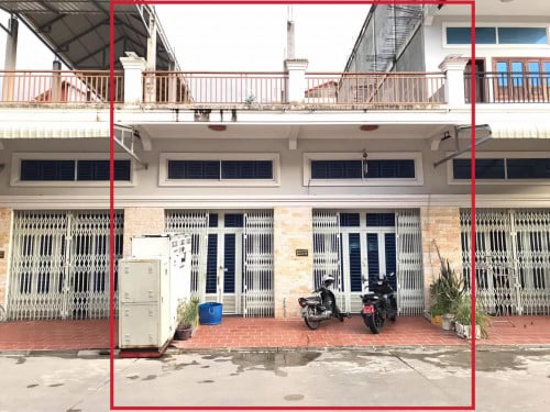 តម្លៃបន្ទាន់ 98,000$ ទីតាំងក្រោយផ្សារក្រមួន ជិតAEON3 តម្លៃក្នុងមួយផ្ទះ ទិញមួយក៏បានទិញទាំងពីរក៏បាន