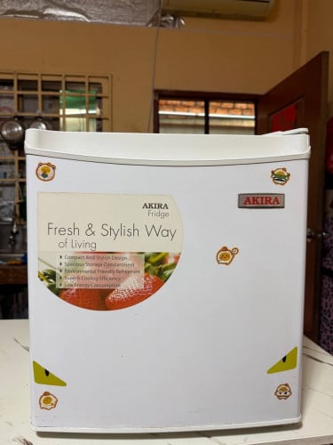 លក់ទូរទឹកកAkira មួយទឹក 90% តូចស្អាត