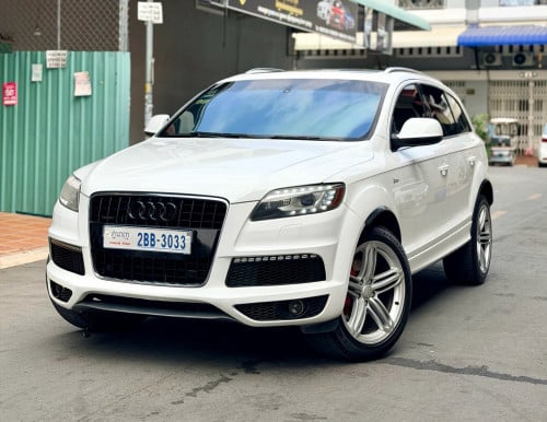 ស្តុកថ្មី Audi Q7 ឆ្នាំ2011 ម៉ាស៊ីនសាំង V6 ឡានថ្មីនៅសំណុំស៉ីនទាំងអស់ ធានាអត់បុកអត់ប៉ះ