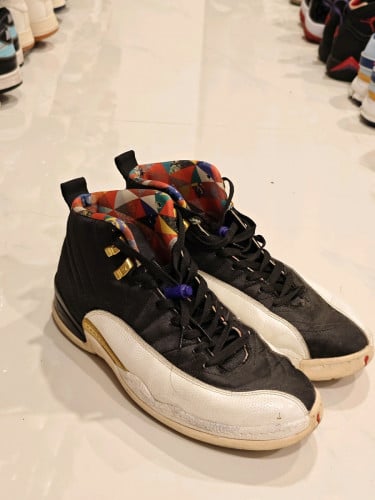 ស្បែកជើង Jordan 12 Chinese New Year - Size 44-45