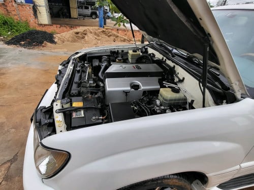 លក់Lexus lX 470 ឆ្នាំ04 ពណ៌ស ហ្វូលពេញ