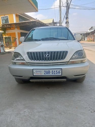 ឡានលក់រៀបចំហើយ Lexus RX300 ឆ្នាំ1999ប៉ុង2 ធានាឡានស្អាត តំលៃ9500$ចរចា
