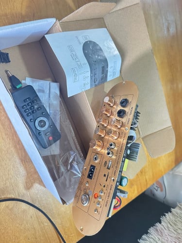 លក់អំផ្លី និងសាប់LG១តឹកកន្លះ