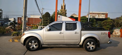 ខ្ញុំត្រូវការលក់រថយន្តម៉ាកNissan Frontier ពណ៌ប្រាក់ឆ្នាំ2005