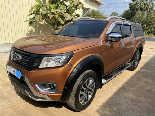 លក់Nissan Navara 2019 ប៉ុង2 ឡានខ្លាញ់គោ