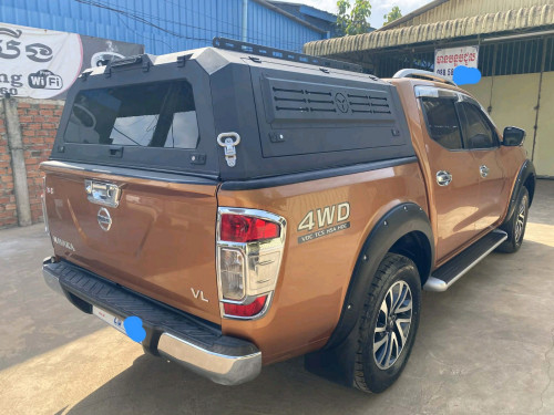 លក់Nissan Navara 2019 ប៉ុង2 ឡានខ្លាញ់គោ