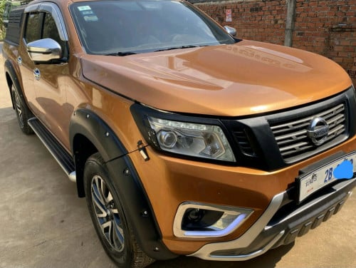 លក់Nissan Navara 2019 ប៉ុង2 ឡានខ្លាញ់គោ