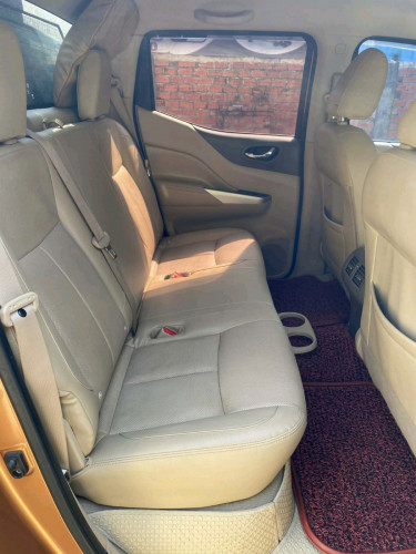 លក់Nissan Navara 2019 ប៉ុង2 ឡានខ្លាញ់គោ