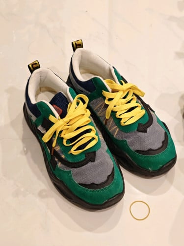 ស្បែកជើង OW Off White Size 45