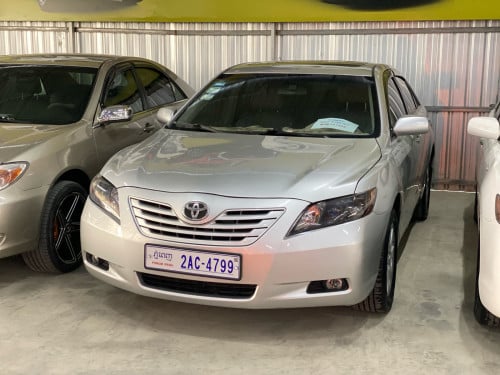 មានក្នុងស្តុក Toyota Camry 0719463002-0967454680