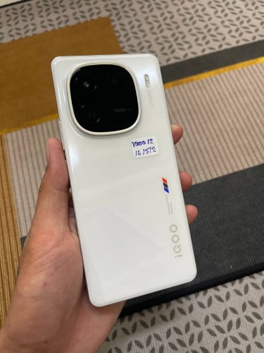 📲📲📲 : iQOO 12 5G Ram  16G Rom 512G  GColor : black & white 99%Price: