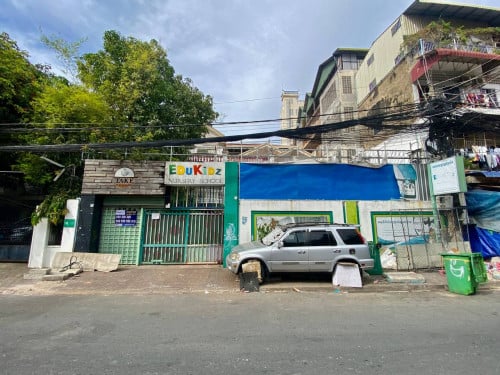 11 Bedrooms House for Rent in Daun Penh District