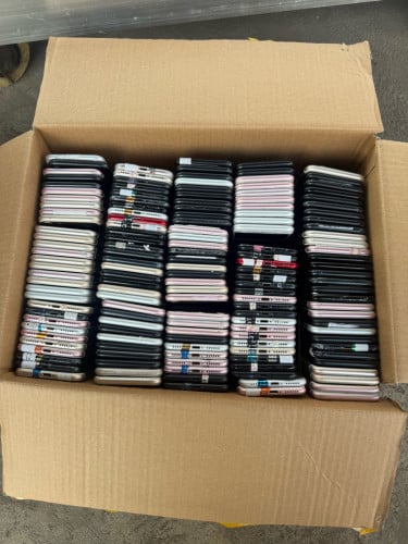 7 13.5$ មាន300ដេីម​ ធានា​Icloud