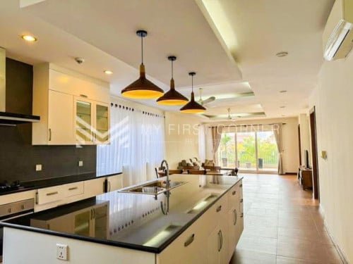 Apartment 3-bedrooms for rent