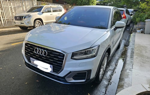 Audi Q2 លក់