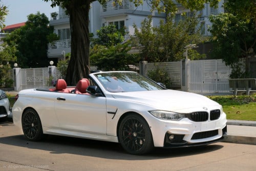 BMW 4 series Convertible 2015 (ចរចា)