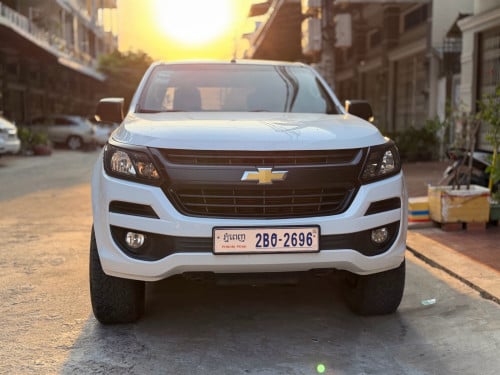 Chevrolet Colorado 019 អូតូ ប៉ុង1