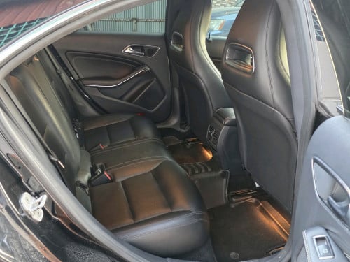 CLA250 2014 ( ឡានស្លាកលេខម្ចាស់ដើមផ្ទាល់ ) កាត់ឈ្មោះជូន