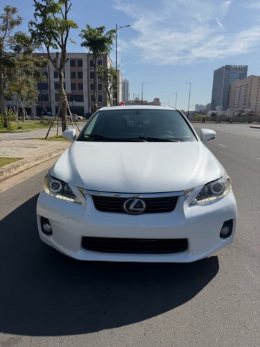 CT200h 013 Full premium