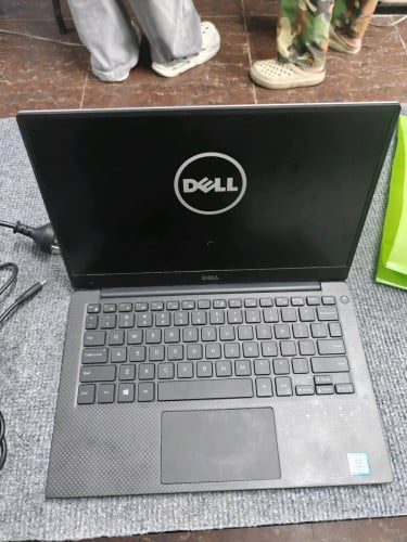 Dell XPS 13 99%