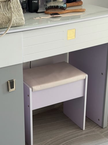 Dressing table for sale