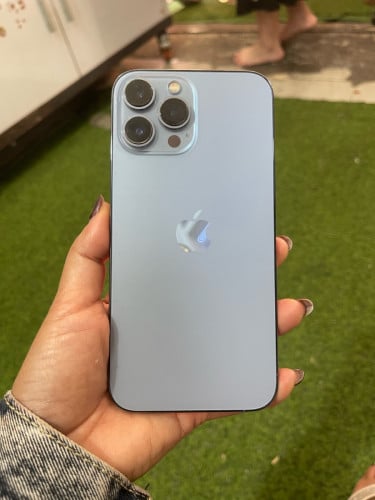 iPhone 13promax 128GB ZPនៅសានុំថ្ម92 តួរ 98%