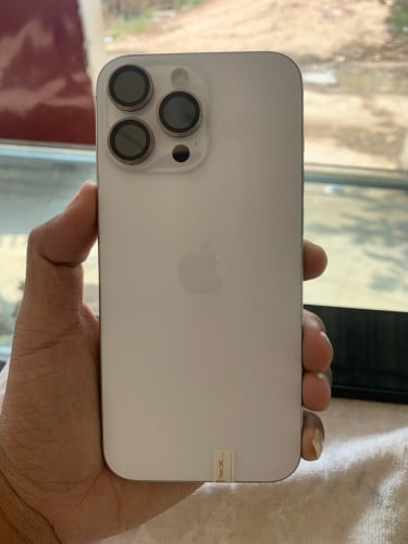 IPhone 16 Pro Max 256GB តួរ​ស្អាត​99% សានុំ​ហ្សុីន​ទាំងអស់​អត់ទាន់​មាន​លោត​Serviceមួយទេ