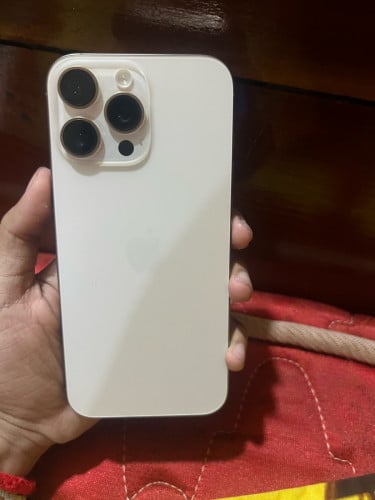 iphone 16pro max XA 256gb តួ98% caseសុីតិចតិច ថ្ម97%