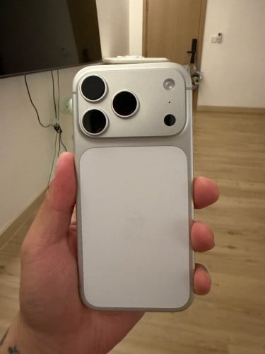 iPhone 17 pro 256gb secondhand