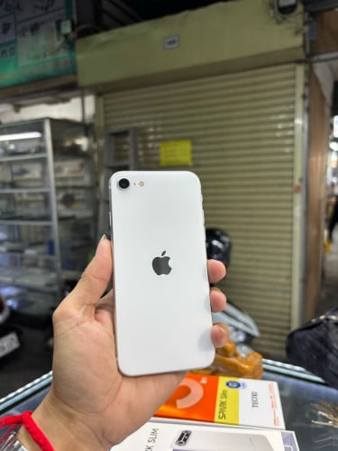 IphoneSE2 128G ម៉ាសុីនសានុំស្រុីន