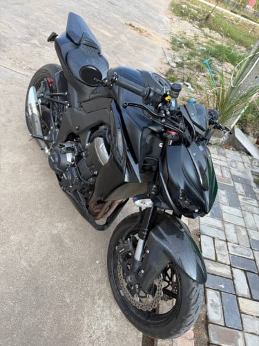 Kawasaki Z1000