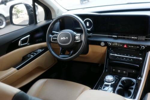 Kia Carnival 2022 ធានាឡានស្អាត