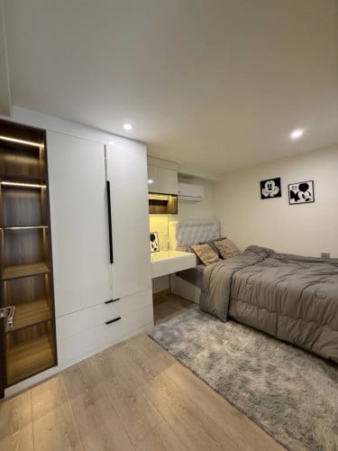 L Tower condo for rent