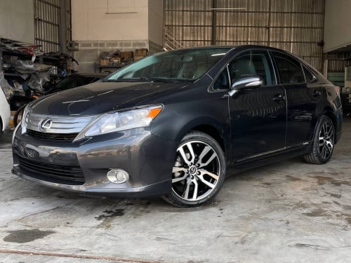 Lexus HS250h 010 Premium Option សូមចុចលីងតេលេក្រាមខាងក្រោមមើលរូបភាពបន្ថែម