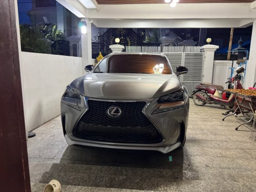 Lexus NX200t 2015 F-Sport ហ្សីន Pong2