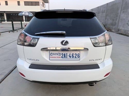 LEXUS RX330 2005 H-FULL ប៉ុង1 ក្នុងលឿង ប្រភេទឡានមូលសានុំស្រីន ថ្មីខ្លាំង មេឡាន