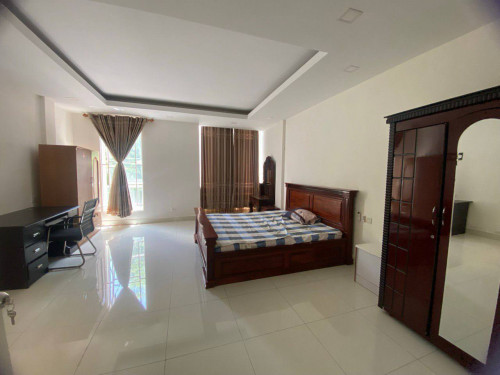 Nice Link Villa for Rent in Chipmong Sen Sok near AEON Mall