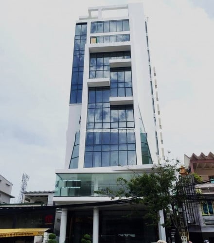 Offices Rental Along Mao Tse Tong Blvd - Near Russian Market.