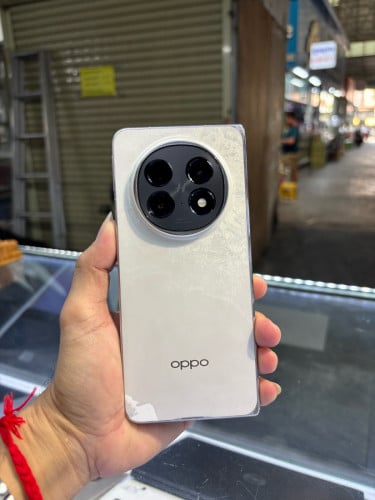 Oppo FindN5 512G Ram16G Sim2 global ខូចអេក្រង់ខាងក្នុងប្រើបានខាងក្រៅ