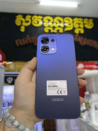 OppoA6pro  ram8G+8G/128G  sim2 ស្អាត99%នៅធានាក្រុមហ៊ុនទៀត