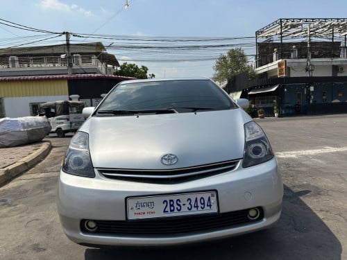 Prius 06 10500$
