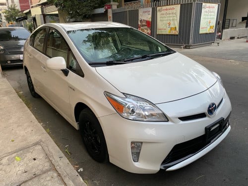 PRIUS 2013 OPTION up3 ក្នុងស