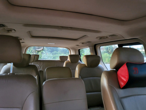 Sale Hyundai H12020 Full Option ក្នុងលឿងដំបូលបើកពីរតង់