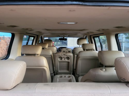Sale Hyundai H12020 Full Option ក្នុងលឿងដំបូលបើកពីរតង់