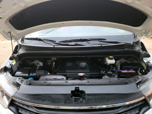 Sale Hyundai H12020 Full Option ក្នុងលឿងដំបូលបើកពីរតង់
