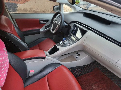 Sale Prius ឆ្នាំ2010 ពណ៍ប្រផេះអប់សិន4