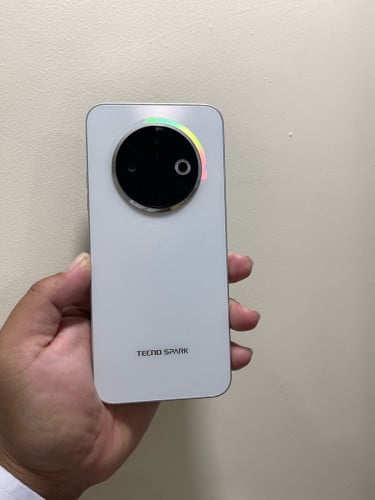 Tecno Spark 30C មួយទឹកដូចថ្មី​ ប្រេីផ្ទាល់ខ្លួន