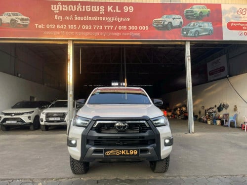 Toyota hilux revo Rally 2021